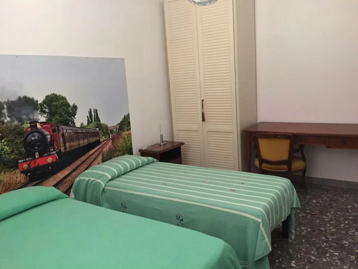 Bed & Breakfast B&B Del viaggiatore Sarzana